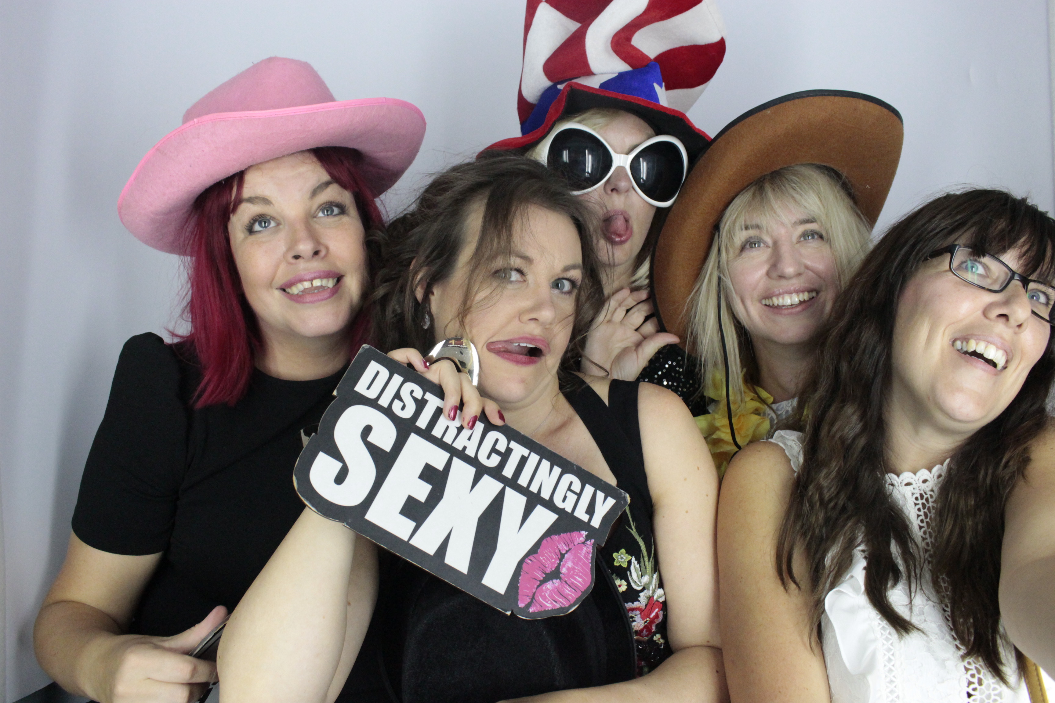 Nadine 40th Birthday  | View more photos from the event at gallery.myphotoboothexperience.co.uk/u/MyPhotoBoothExperienceLtd/Nadine-40th-Birthday
